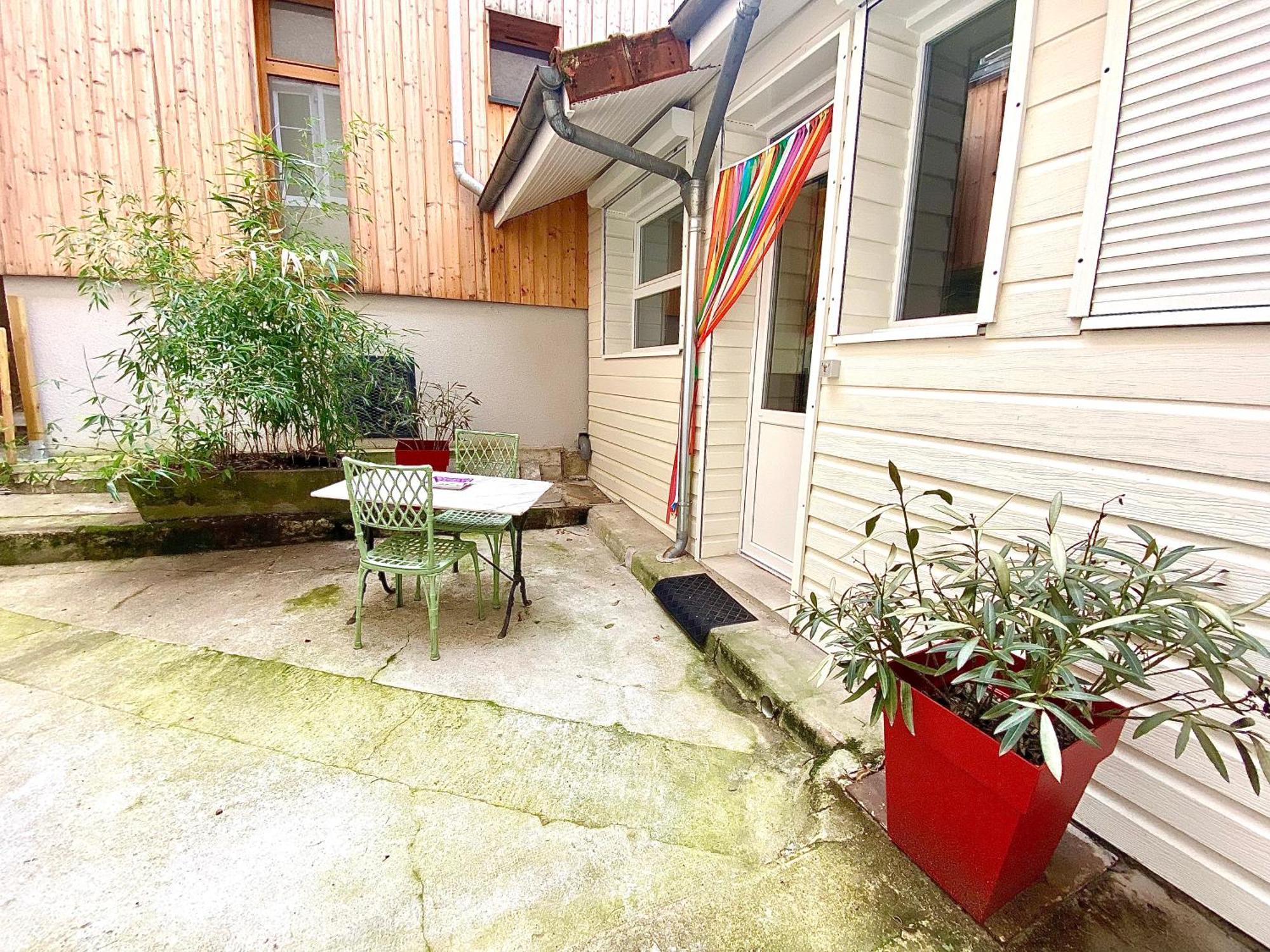 L'Adrien Studio Tout Confort Avec Terrasse Limoges Bagian luar foto